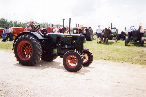  1934_MH_Model25-Full.jpg