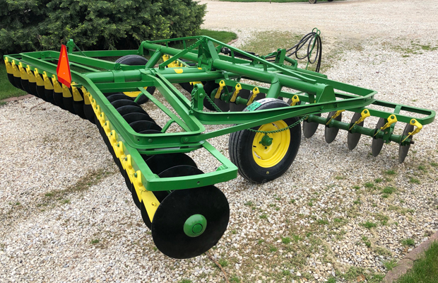 1960s John Deere 14’ AW Disc