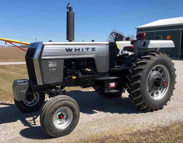 1976 White 2-85 Field Boss